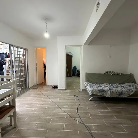 Alquiler Apartamento 2 Dormitorios En La Teja Con Patio Exclusivo.