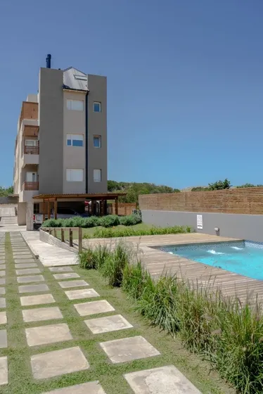 Venta Moderno Departamento Dos Ambientes Frente Al Mar En Ostende