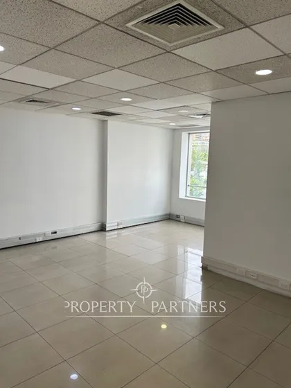 Excelente Oficina  En Venta Ubicada En Luis Pasteu...