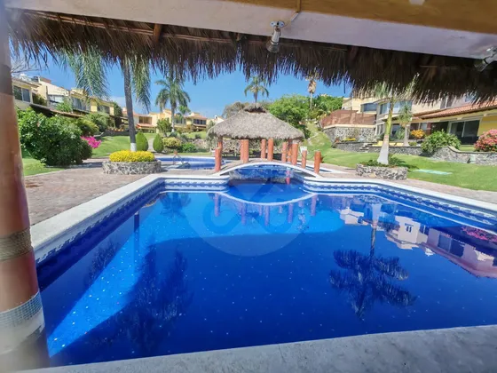 Casa En Condominio En Venta En Fraccionamiento Burgos Bugambilias