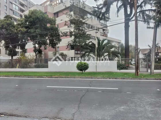 Arriendo, Dpto. Duplex En Las Condes, Sector Jumbo Bilbao