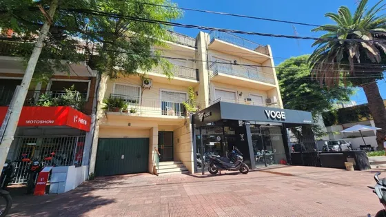 Departamento En  Martinez Sobre Libertador