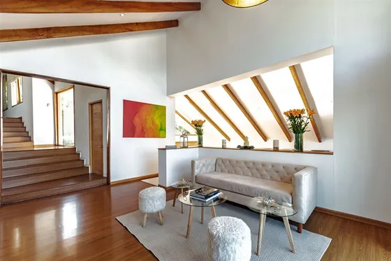 Casa En Venta De 4 Dorm. En Las Condes