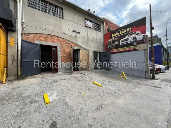 Oportunidad Casa Comercial En Alquiler Chacao. Cod#26-16376