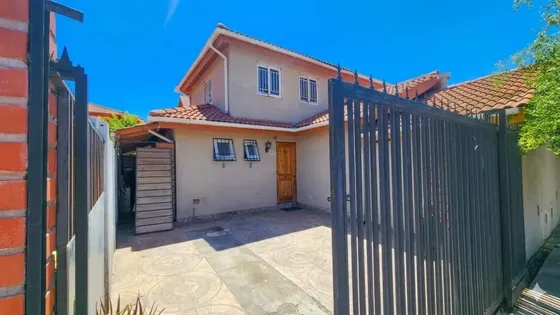 ¡miren Esta Maravilla! Se Vende Casa De 2 Piso En Cerrrillos