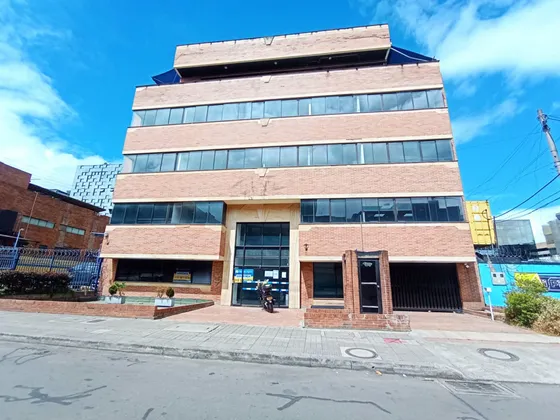 Edificio En Arriendo Chico, Bogota