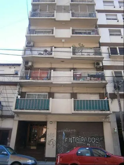 Departamento En Venta En Avellaneda Centro