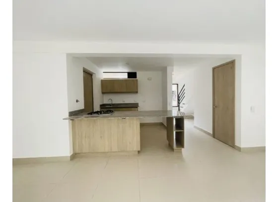 Casa Unifamiliar En Arriendo En Unidad Cerrada De La Ceja.