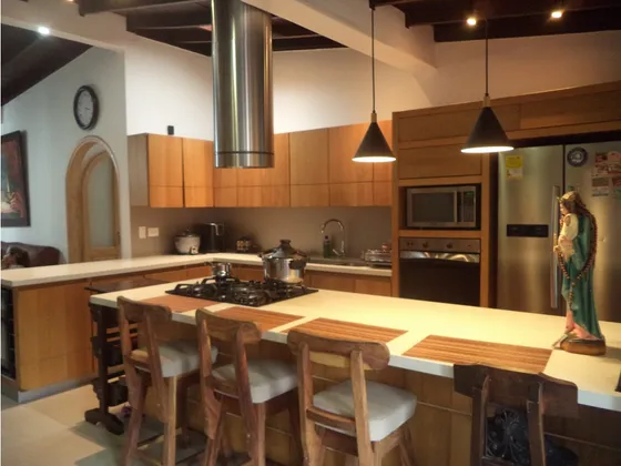 Se Vende Apartamento En Los Colores, Medellín