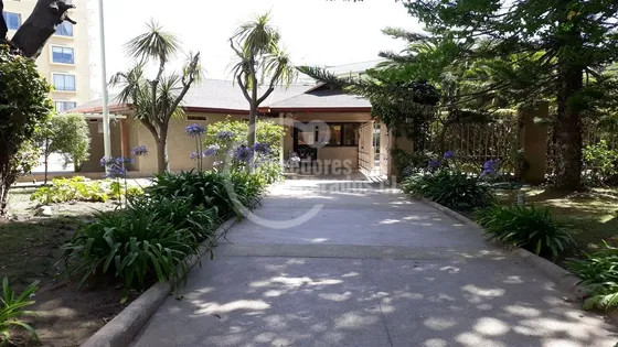 Departamento En Venta De 2 Dorm. En Viña Del Mar