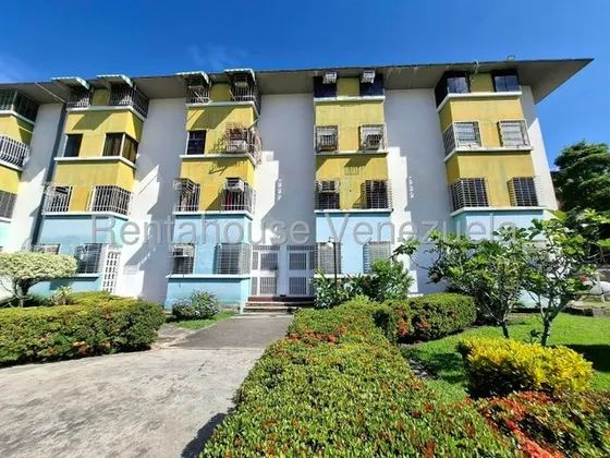 Apartamento En Venta Urb Valle Lindo, Turmero 25-13912 Hc