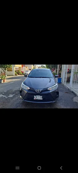 Toyota Yaris 1.5 Core Sedan Mt