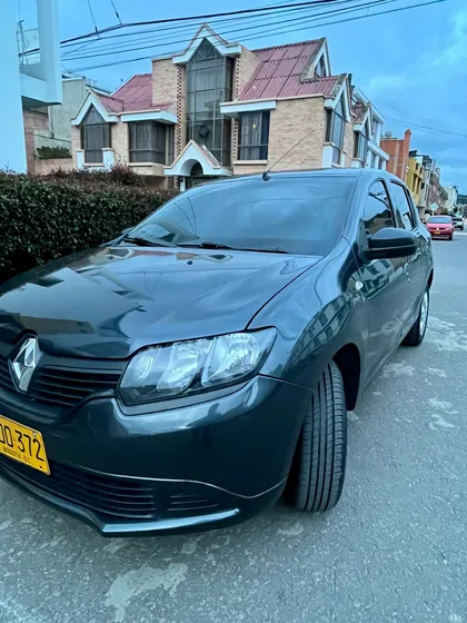 Renault Sandero 1.6 Authentique