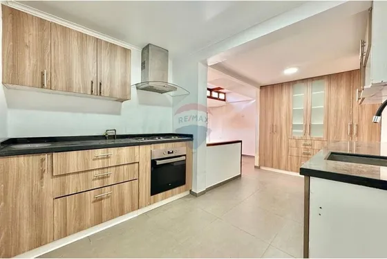 Se Vende Gran Casa Mall Los Dominicos