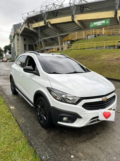 Chevrolet Onix Activ