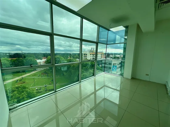 Arriendo Excelente Oficina Con 4 Privados Centro De Temuco