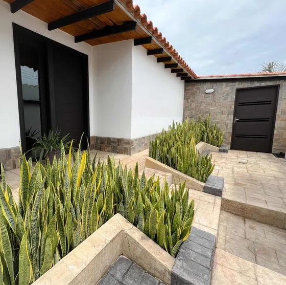 Casa Semiamoblada Con Planta Eléctrica En La Cumaca - Atm