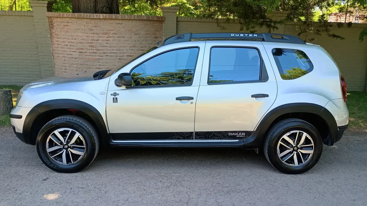Renault Duster 2.0 Dakar 4X4533499097310842881