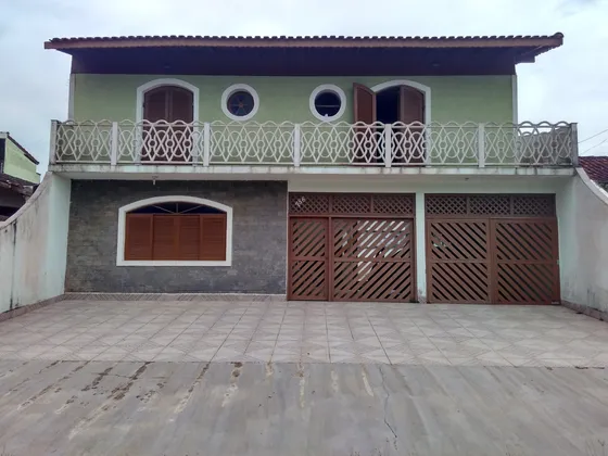 Sobrado Estilo Pousada Em Peruibe