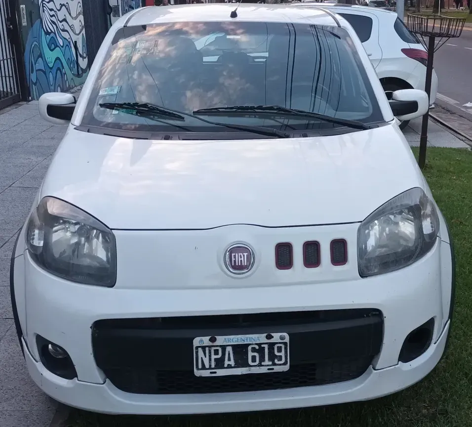 Fiat Uno 1.4 Sporting Pack Seguridad