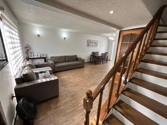 Casa Remodelada En Ñuñoa Con Excelente Ubicación