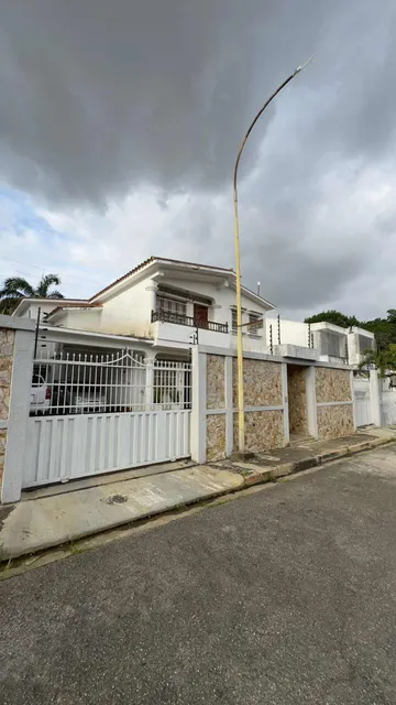 Venta De Casa En Calle Cerrada En Prebo Valencia