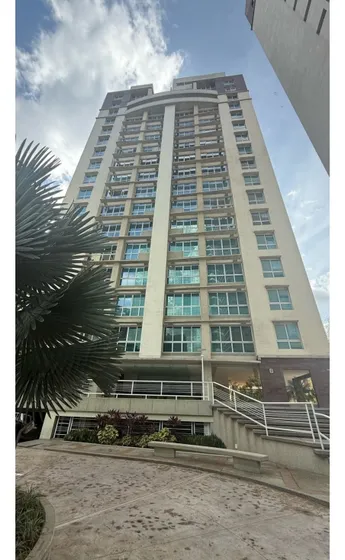Se Alquila Apartamento 120m2 2h/3b/2p