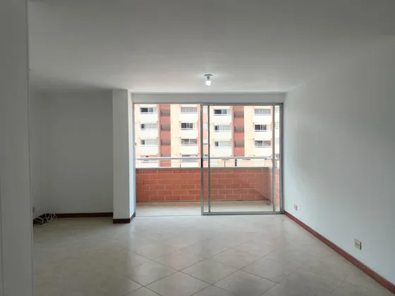 Apartamento En Arriendo En Patio Bonito