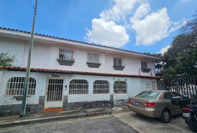 Venta De Casa Ubicada En Colinas De La California
