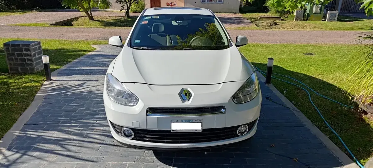 Renault Fluence 2.0 Privilege Mt5261945097060454415