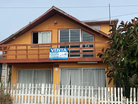 Se Vende Casa Con Vista Al Mar En Rocas De San Antonio