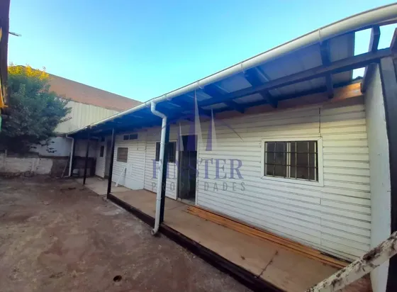 Casa 4 Dormitorios Y 2 Baños En El Centro De Quintero