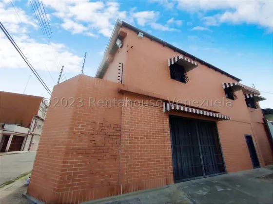 Apd Galpon En Alquiler La Coromoto Maracay 23-31659