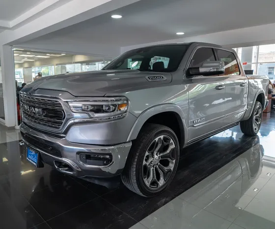 Ram Ram 1500 5.7 Hemi Limited 4x4 At