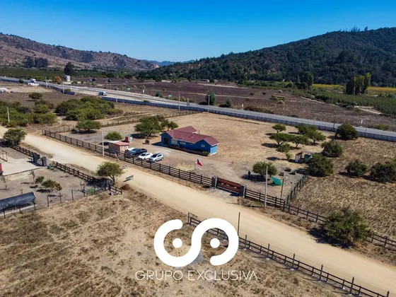 Se Vende Casa En Amplia Parcela Plana Lo Orozco