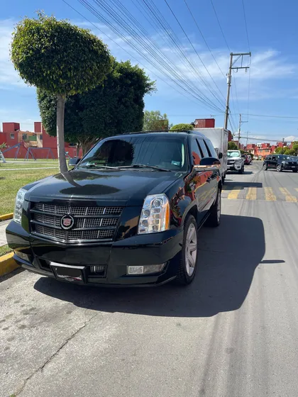 Cadillac Escalade 6.2 Paq B Lujo 4x4 At