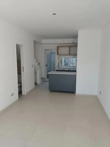 Ph En Venta - 2 Dormitorios 1 Baño - 110.5mts2 - Morón