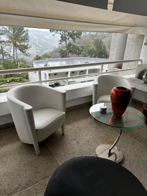 Apartamento En Alquiler Los Samanes, 155m² Calle Cerrada, Amoblado Jg