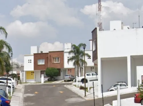 Casa En Venta En Residecial En Querétaro/ Recuperacion Bancaria Laab2