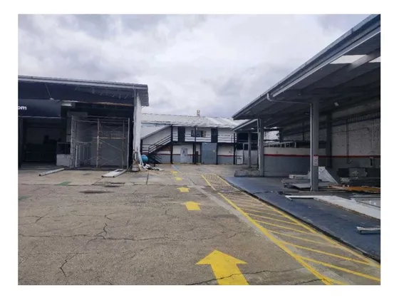 Patio Industrial En Arriendo, Sector Eduardo Santos