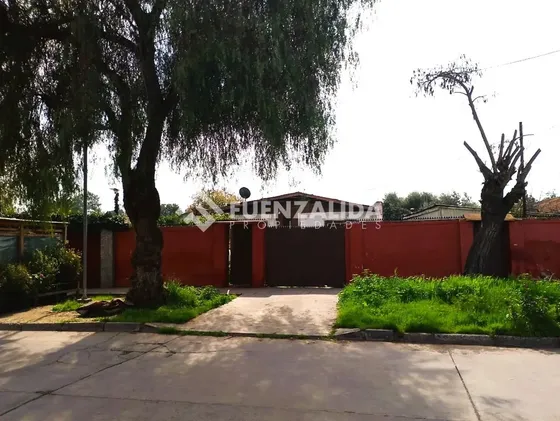 Casa En Venta De 4 Dorm. En Quinta Normal