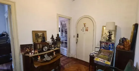 Departamento En Balvanera De Estilo 4 Ambientes