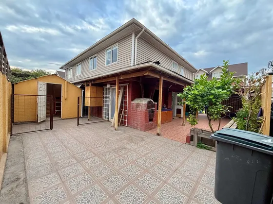 Amplia Casa Esquina 169m:4d/3b En Condominio (164286)