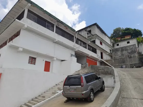 Venta Edf Zona Induistrial Carrizal  2.000,000