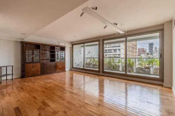 Venta Penthouse. Terraza Propia. Seguridad. Amenities. Dos Cocheras. Bajo Belgrano