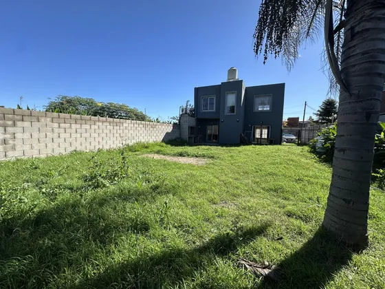 Casa 4 Ambientes En Venta - Paso Del Rey -apta Credito