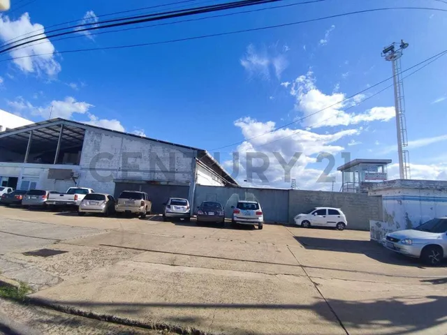 Galpon Centro Emprearial Superautos