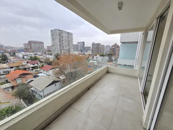Depto Moderno 2d/2b Cerca De Plaza Ñuñoa/metro Chile España
