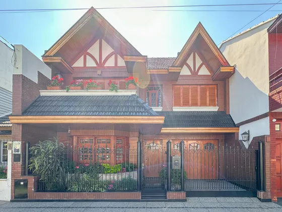 Casa En Venta En Lanús Este