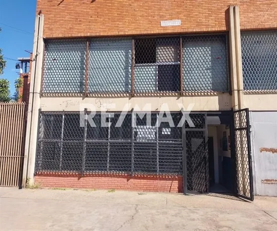 Local En Alquiler En Zona Industrial De Catia 190mts/2b